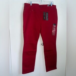 NWT Lee Sculpting 16 Medium Red Pants